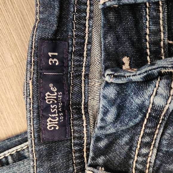 Miss Me Curvy Boot cut - Picture 2 of 2